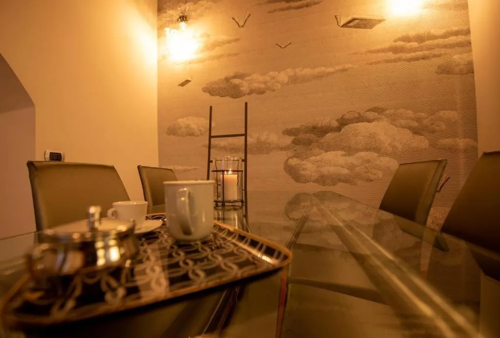 Anna Trevi 52 Luxury Appartment Rome